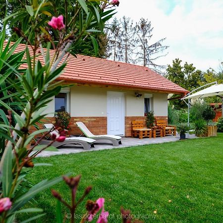 Ciprus Porta Apartmanok Балатонкенеше Екстер'єр фото