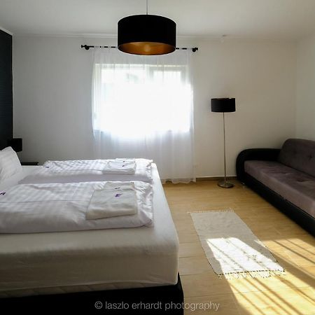 Ciprus Porta Apartmanok Балатонкенеше Екстер'єр фото