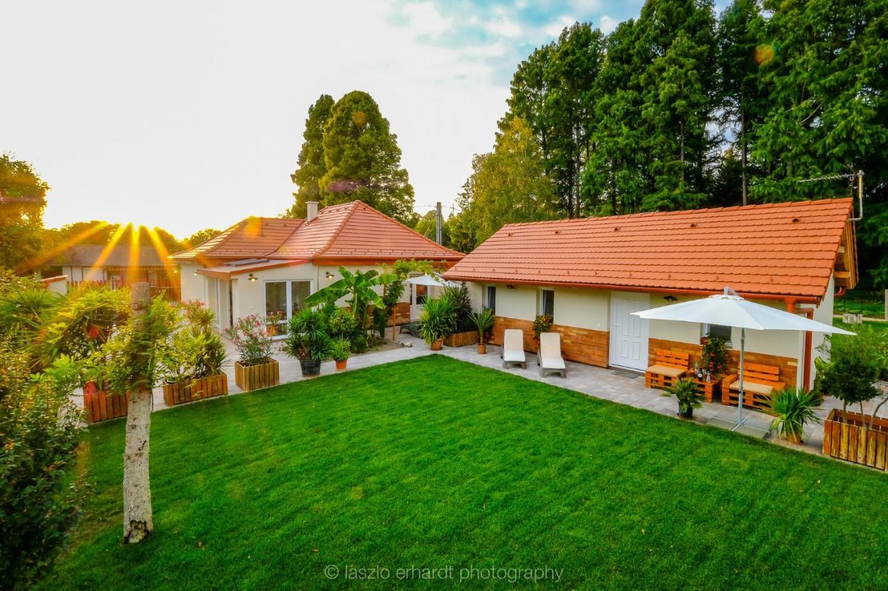 Ciprus Porta Apartmanok Балатонкенеше Екстер'єр фото